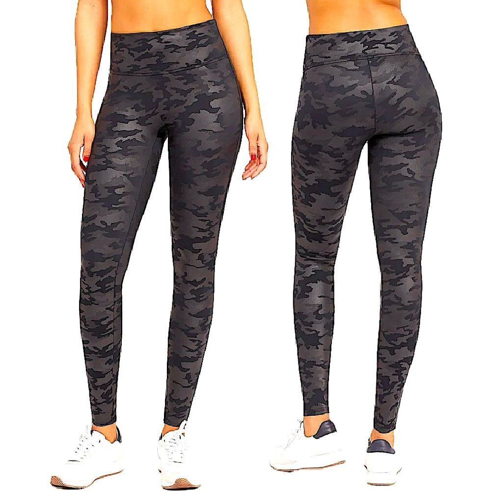 Spanx Faux Leather Camo Leggings in Matte Black Camo Size Medium